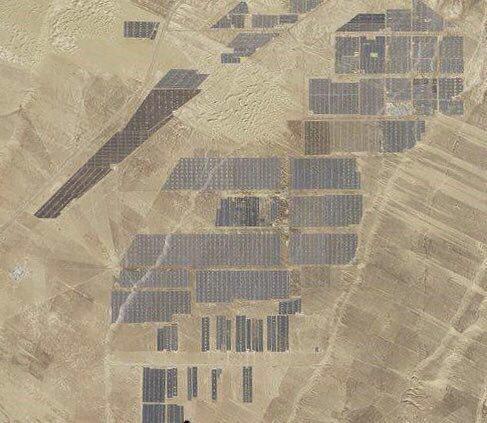 تصویری از بزرگترین مزرعه خورشیدی جهان
